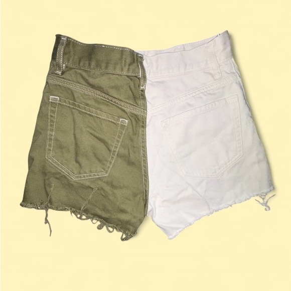 PacSun Ultra High Rise Two-Tone Denim Shorts Size 23 White & Olive Cutoff - Picture 4 of 6
